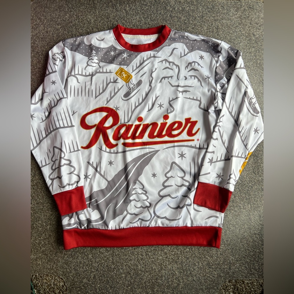 Rainier Winter Holiday Men’s Medium Sweatshirt
